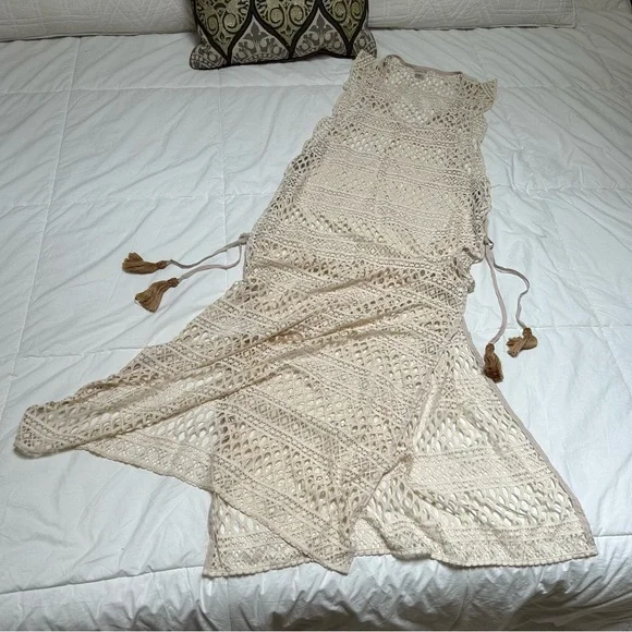 PILYQ Crochet Cover-up Dress size M/L - Picture 3 of 9